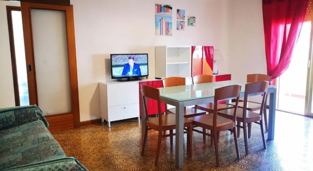Appartamenti Giulia, Book Hotel Hoteller i Friuli Venezia Giulia med parkering, Parkering