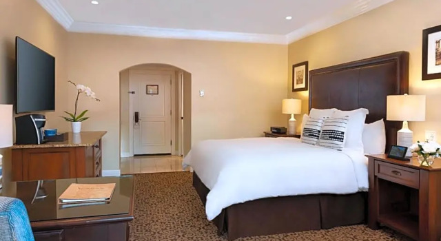 Двухместный номер Standard Westlake Village Inn