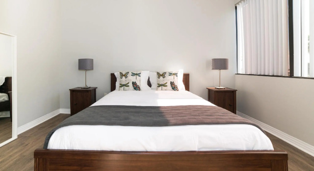Metropolitan Apartel, Забронировать Отель Бизнес-отели Голливуда, 4* 5*