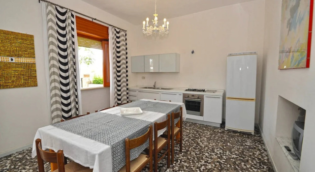 Villa Iris