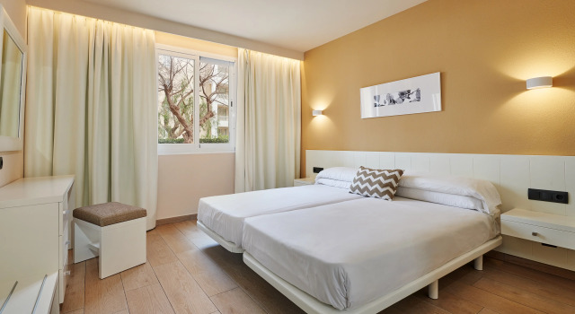 Protur Badí­a Park Aparthotel