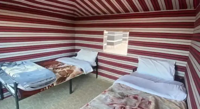 Deluxe Einzel Zimmer mit Balkon und mit Bergblick Desert tree camp
