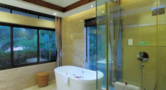 Вилла Grand Metropark Villa Resort Sanya Yalong Bay