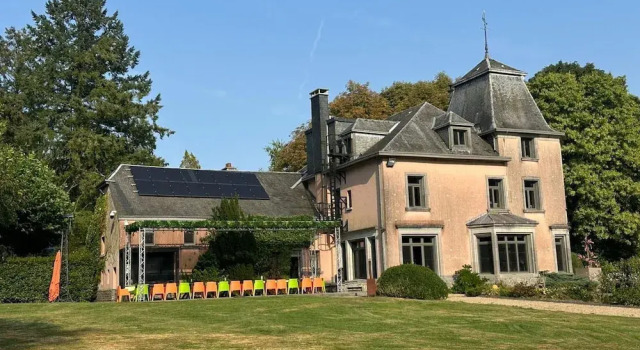 Коттедж Luxury Estate with Pool & Spa