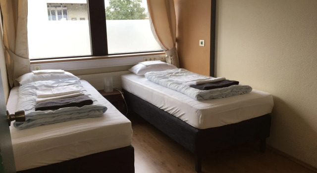 Borgarnes HI Hostel, Réserver Auberge de jeunesse Hôtels à Borgarnes avec parking, Parking