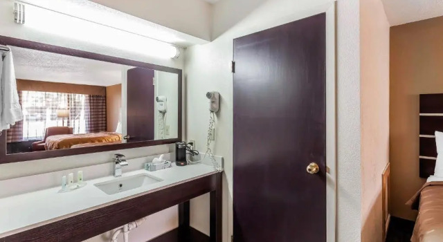 Номер Standard Quality Inn South Boston - Danville East