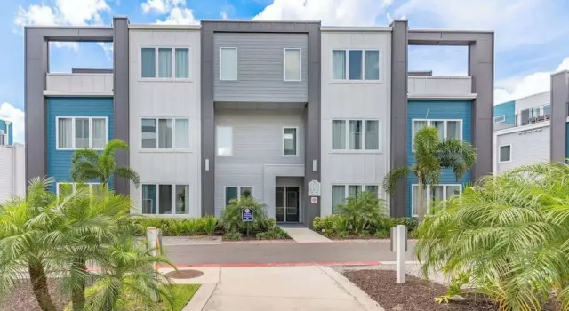Stunning Apt-5bd 4bth Disney