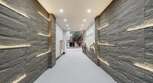 Hanyuan Yameng Shiguangli Hotel, Varaa Hotelli Hotellit Sichuan pysäköinnillä, Pysäköinti