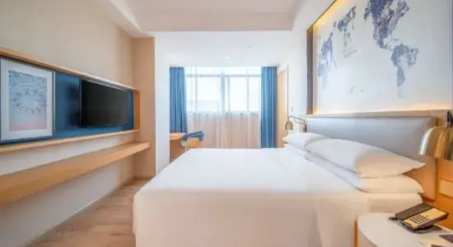 Люкс Premier Kyriad Marvelous Hotel Huizhou Boluo Longxi