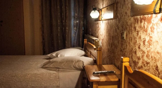 Christofer's Rooms, Book Hotel Zagora 