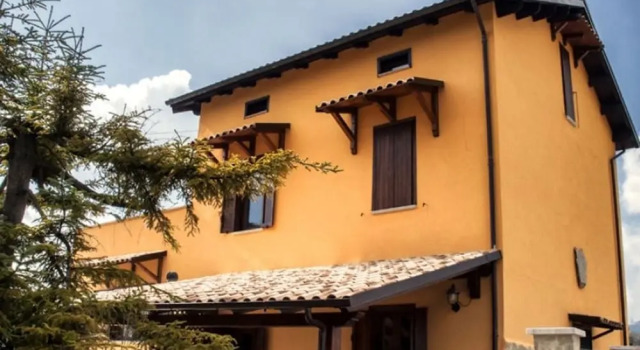 B&B La Sorgente, Rezerwuj Bed and Breakfast Hotele w Molise z basenem, Basen