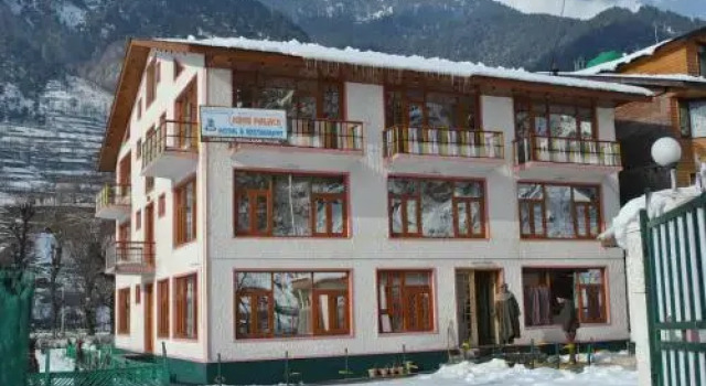 Hotel Diamond Palace