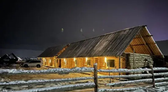 Burqin Hemu Ferry Homestay, Boek Hotel Altay Xinjiang