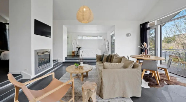 Вилла Hepburn Spa Retreat
