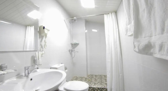 Camera quadrupla Comfort Alliance Hotel Tashkent