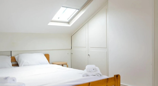 Modern Studio With Private Terrace - Swiss Cottage, Забронировать Дом для отпуска Коттеджи Лондона, рядом с Сент-Джонс Вуд, Коттедж