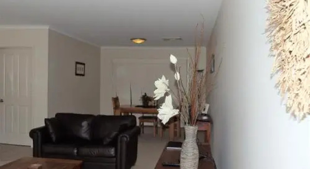 Fairways Bed & Breakfast at Jerilderie, Забронировать Отель Джерилдери Riverina