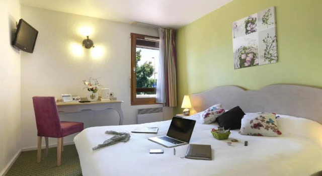 Двухместный номер Standard Hôtel IKAR Blois Sud
