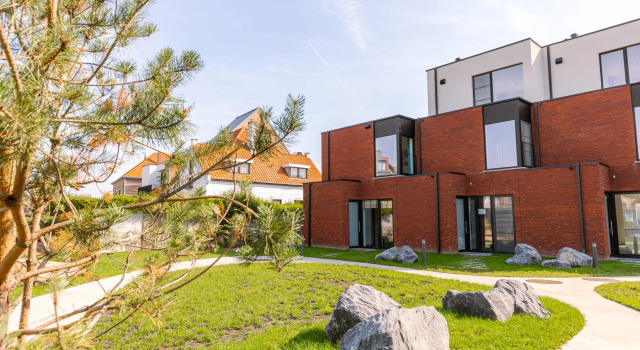 Family-friendly house with sunny terrace and garden, Забронировать Отель Отели Западной Фландрия 3 звезды, 3*