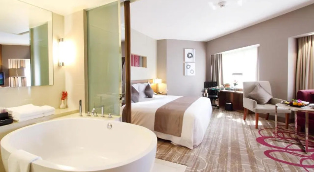 Двухместный клубный люкс Deluxe Centara Grand at Central Plaza Ladprao Bangkok