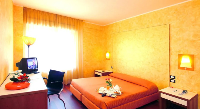 Hotel Dei Marsi, Book Hotel Avezzano Abruzzo