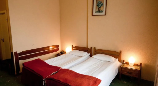 Coroana Hotel