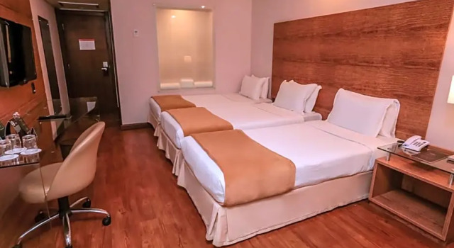 Трёхместный номер Luxury Majestic Palace Hotel