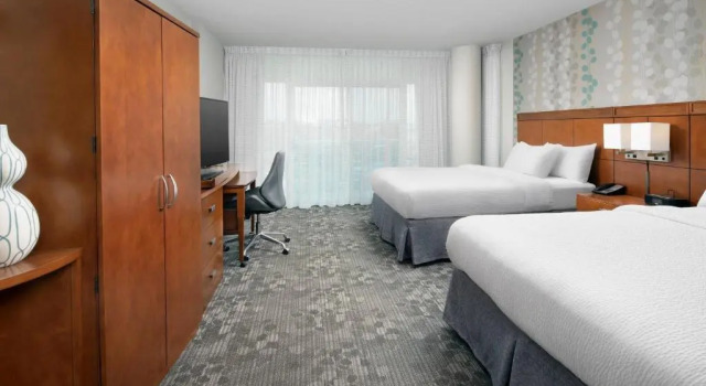 Четырёхместный номер Standard с видом на город Courtyard by Marriott Ocean City Oceanfront