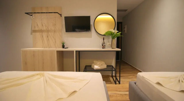 Четырёхместный номер Standard Цокольный этаж Hotel Citrus