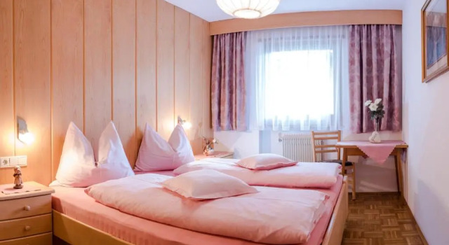 Апартаменты Цокольный этаж c 1 комнатой Apartment Suliva