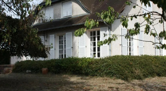 Gîte Yvoy-le-Marron, 3 pièces, 4 personnes - FR-1-491-117, Boek Hotel  