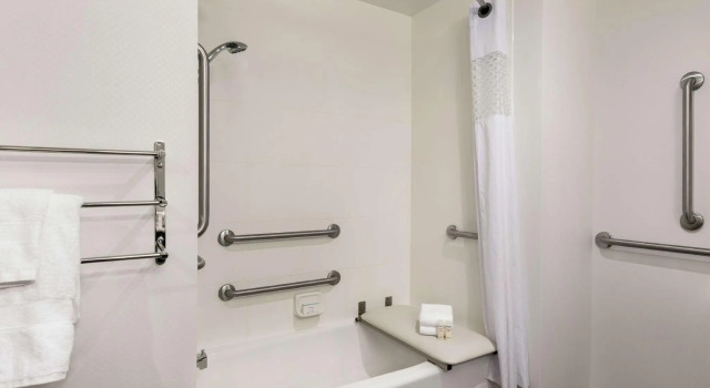 Четырёхместный номер Standard Hampton Inn Penn Yan, NY