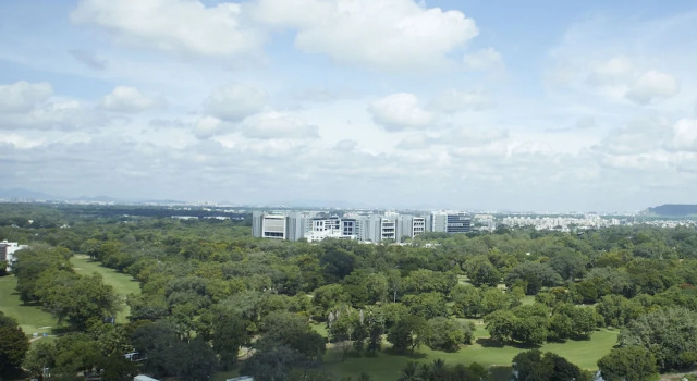 Двухместный номер Standard с видом на поле для гольфа The Ritz-Carlton, Pune