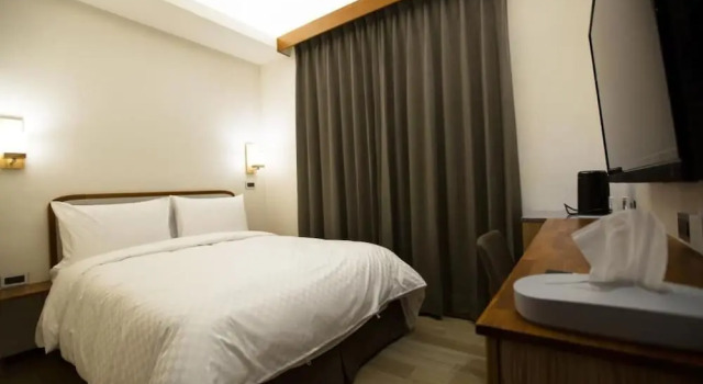 Двухместный номер Standard с балконом 原鄉商旅 Yuan Hsiang Hotel