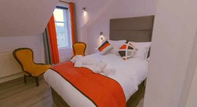 Superior Zimmer Mayfield Suites