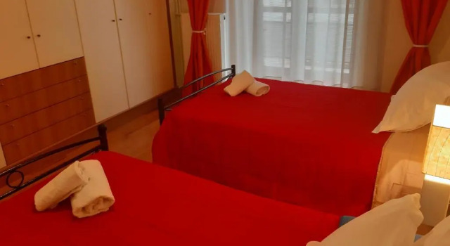 Elegante apartamento centrale, Book Apartment Hotels in Thessalia with Parking, Parking