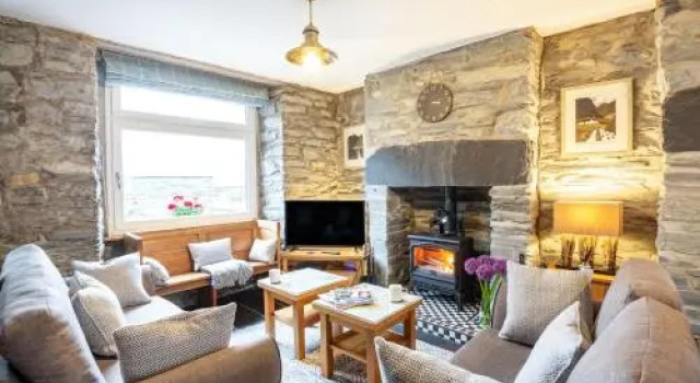 16 Park Square, Blaenau Ffestiniog