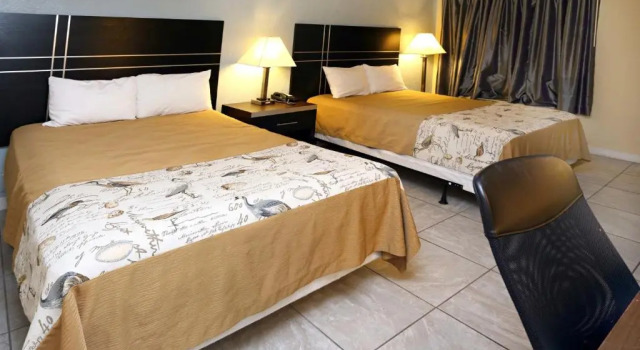 Номер Standard Blue Marlin Motel