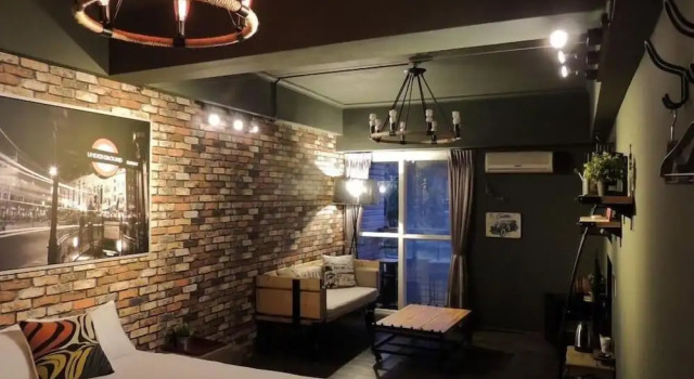 Четырёхместный клубный номер Standard с балконом The Moment, The Ocean B & B