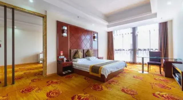 Люкс Business Yancheng High-tech Zone Business Hotel (High-tech Zone Bus Station Branch)