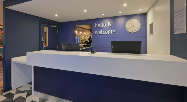 Travelodge Manchester Central Riverside, Забронировать Отель Отели Манчестера с завтраком, рядом с Castlefield Urban Heritage Park, Завтраки