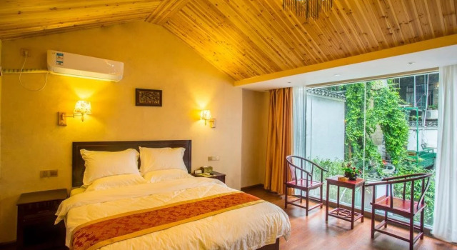Yangshuo Sihai Hotel, Забронировать Отель Отели Яншо 3 звезды, рядом с Парк Яншо, 3*