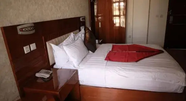 Номер Standard Marcen Addis Hotel
