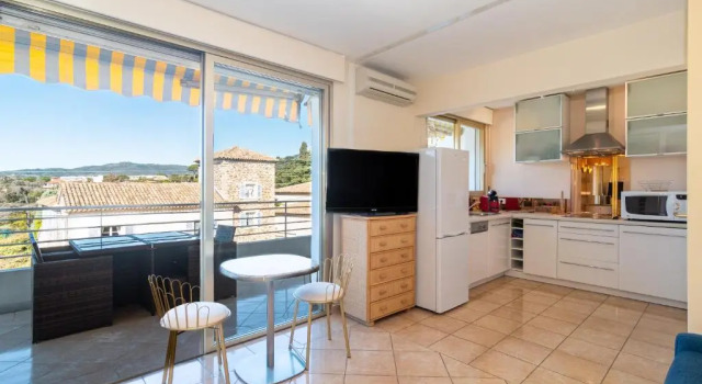 Studio terrasse - Piscine- Tennis