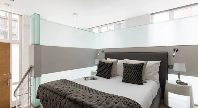 Fantastic, Modern 1BR in Covent Garden, Забронировать Отель Лондон Большой Лондон, рядом с Театр «Принц Эдуард»