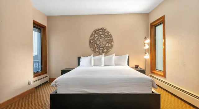 Family-friendly Ski Escape With Hot Tub 4 Bedroom Condo