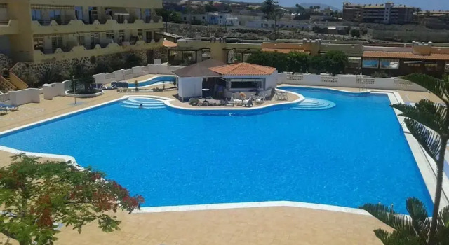 Paraiso Beachfront Apartment With 2 Bedrooms