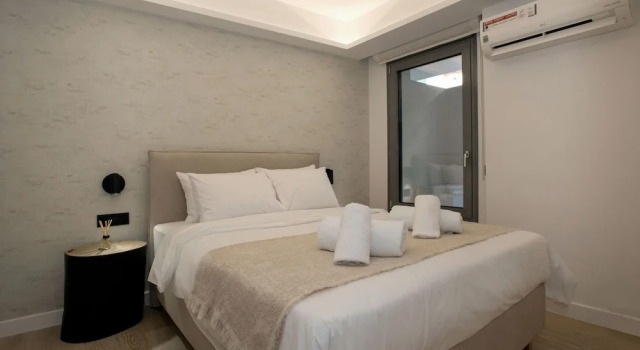 Апартаменты Цокольный этаж c 1 комнатой с балконом Acropolis Residence by A&A Residences