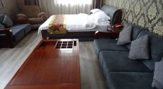 Люкс Deluxe Lanzhou four seasons sunshine business hotel