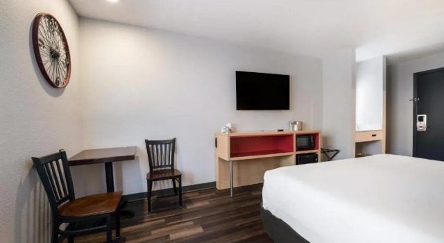 Номер Standard Red Lion Inn & Suites Ontario